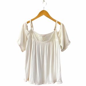LOVE ON HANGER TOP WHITE EMBROIDERED SMALL